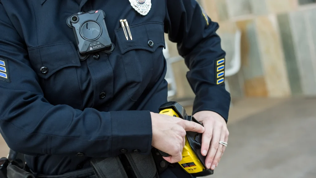 Özel Güvenlik Firmaları İçin Yaka Kamerası Neden Zorunlu Hale Geliyor?