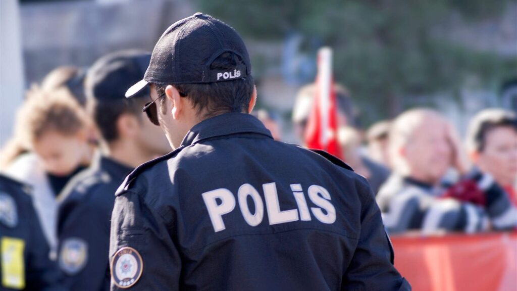 Trafik Polisleri ve Bekçiler İçin Yaka Kamerasının Görev Güvenliğine Katkısı